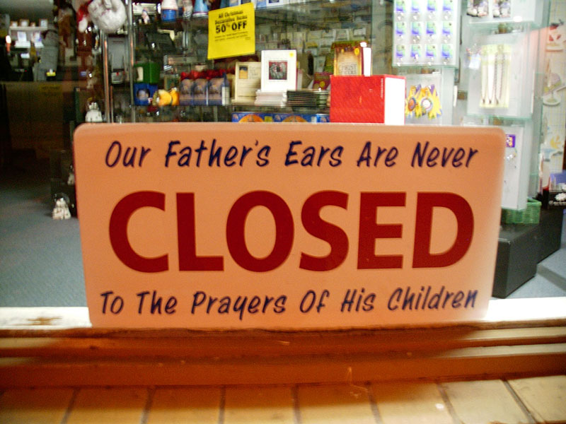 01/07/2002 - Simply Sonlight Christian Bookstore, Vacaville, CA