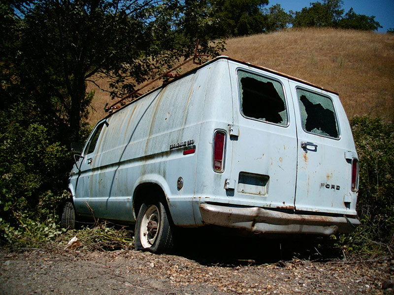 06/05/2002 - Blue Van / Windows Broken, Windsor, CA