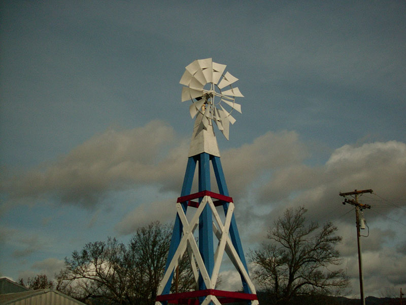 :: red, white, and blue :: hopland :: california ::