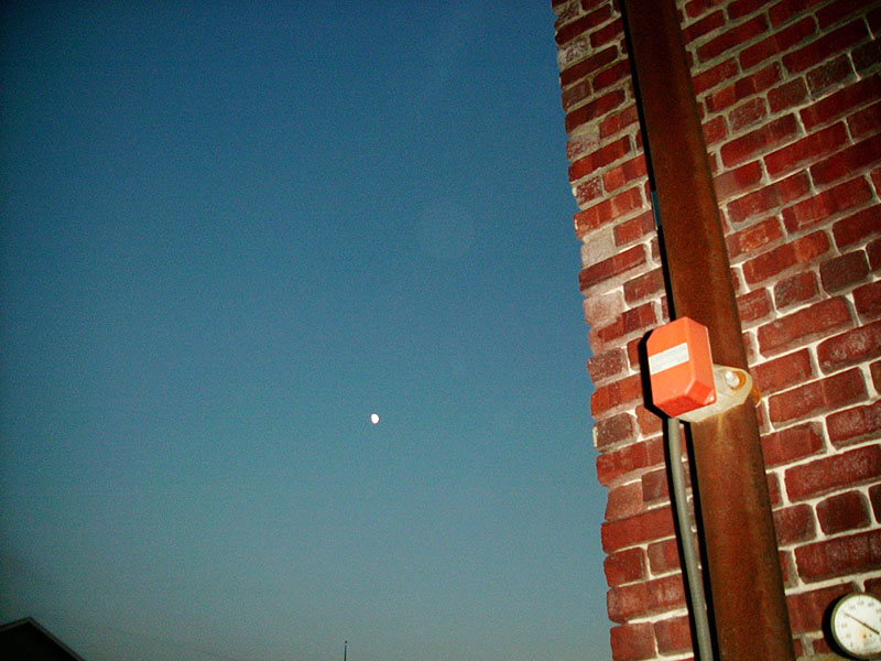 :: bricks & moon :: berkeley :: california ::